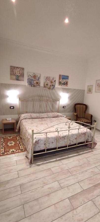 Holiday Home Casa Vacanze Salerno Exterior photo